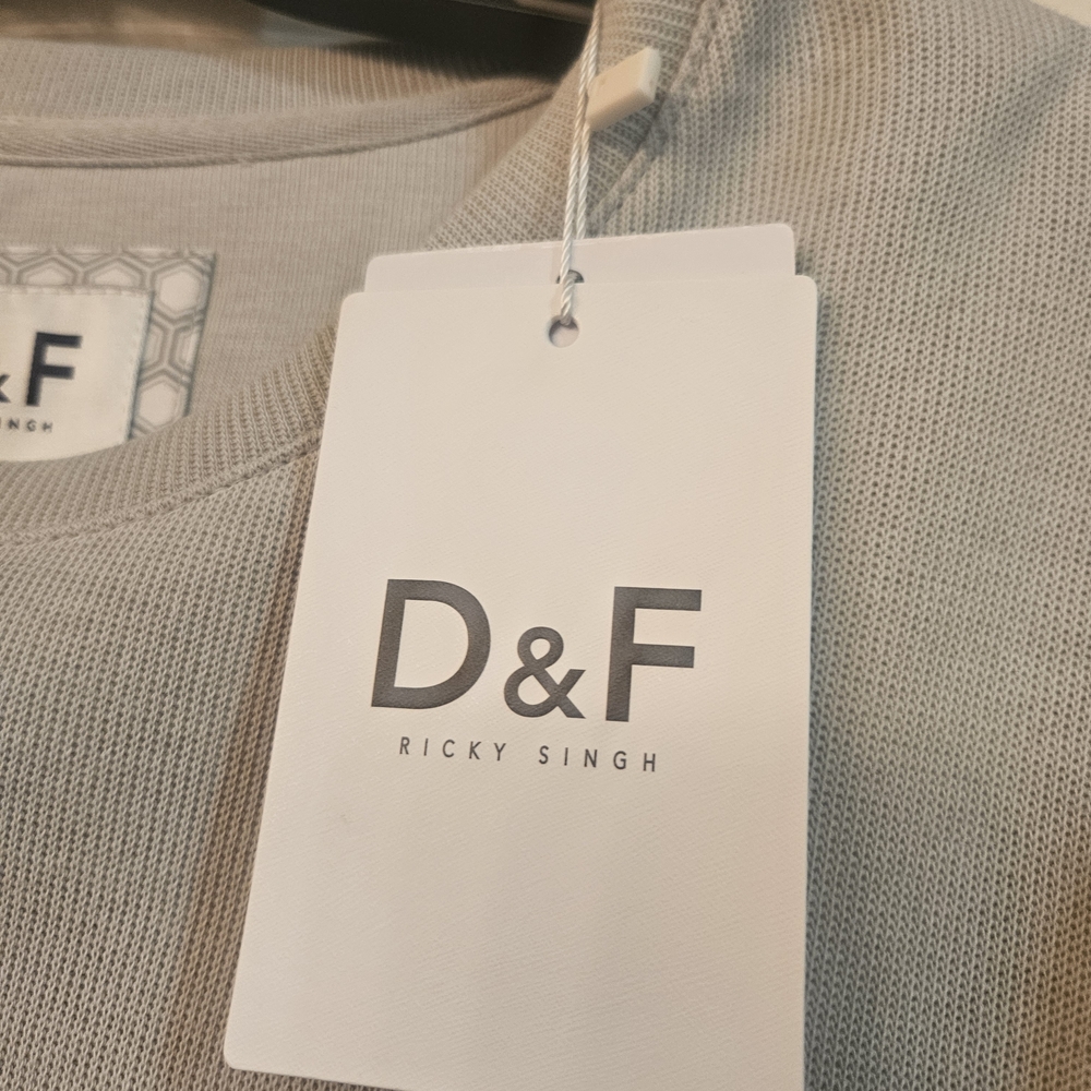 D&F Ricky Singh Tan Sweater - Picture 2 of 11